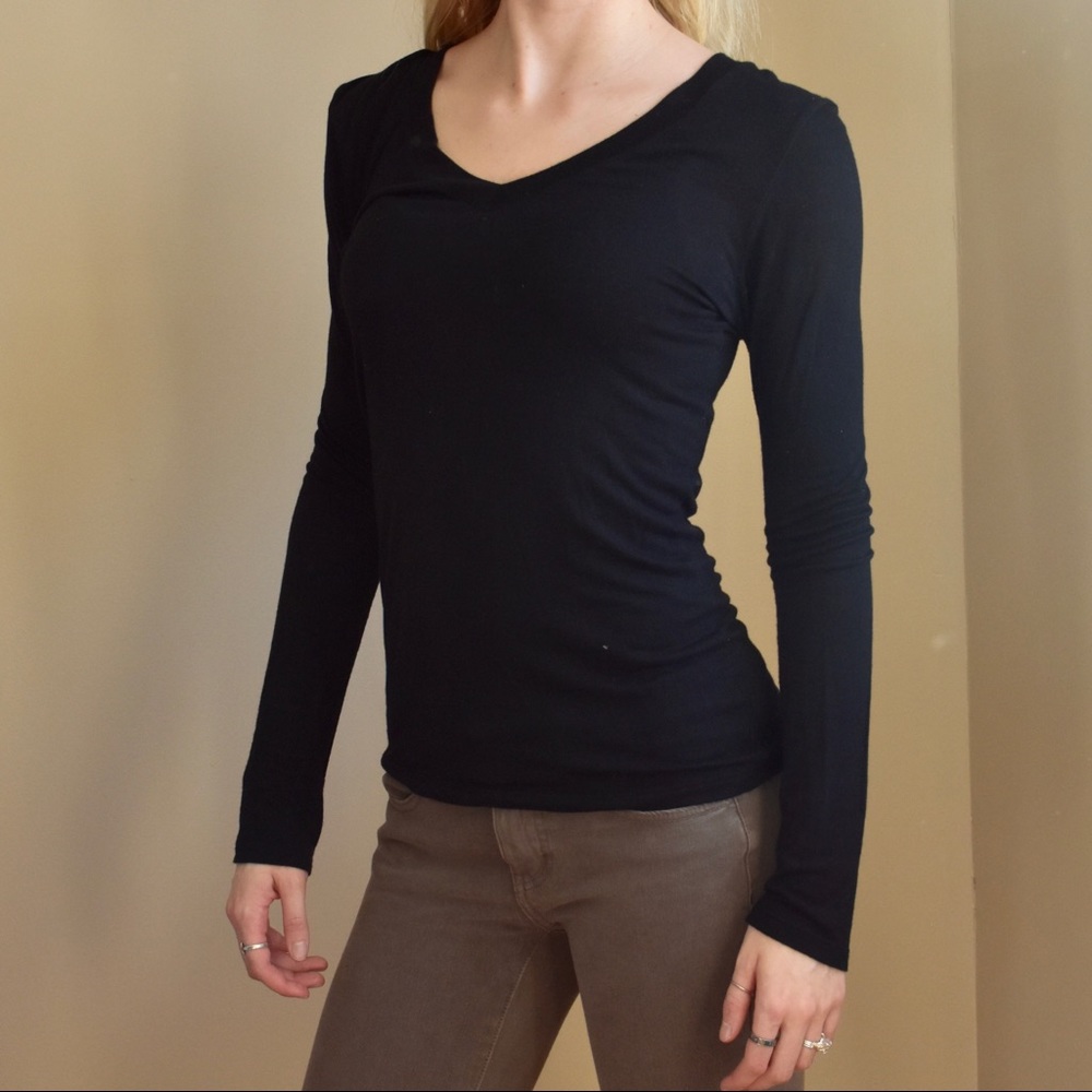 Classic Black V-Neck Long Sleeve